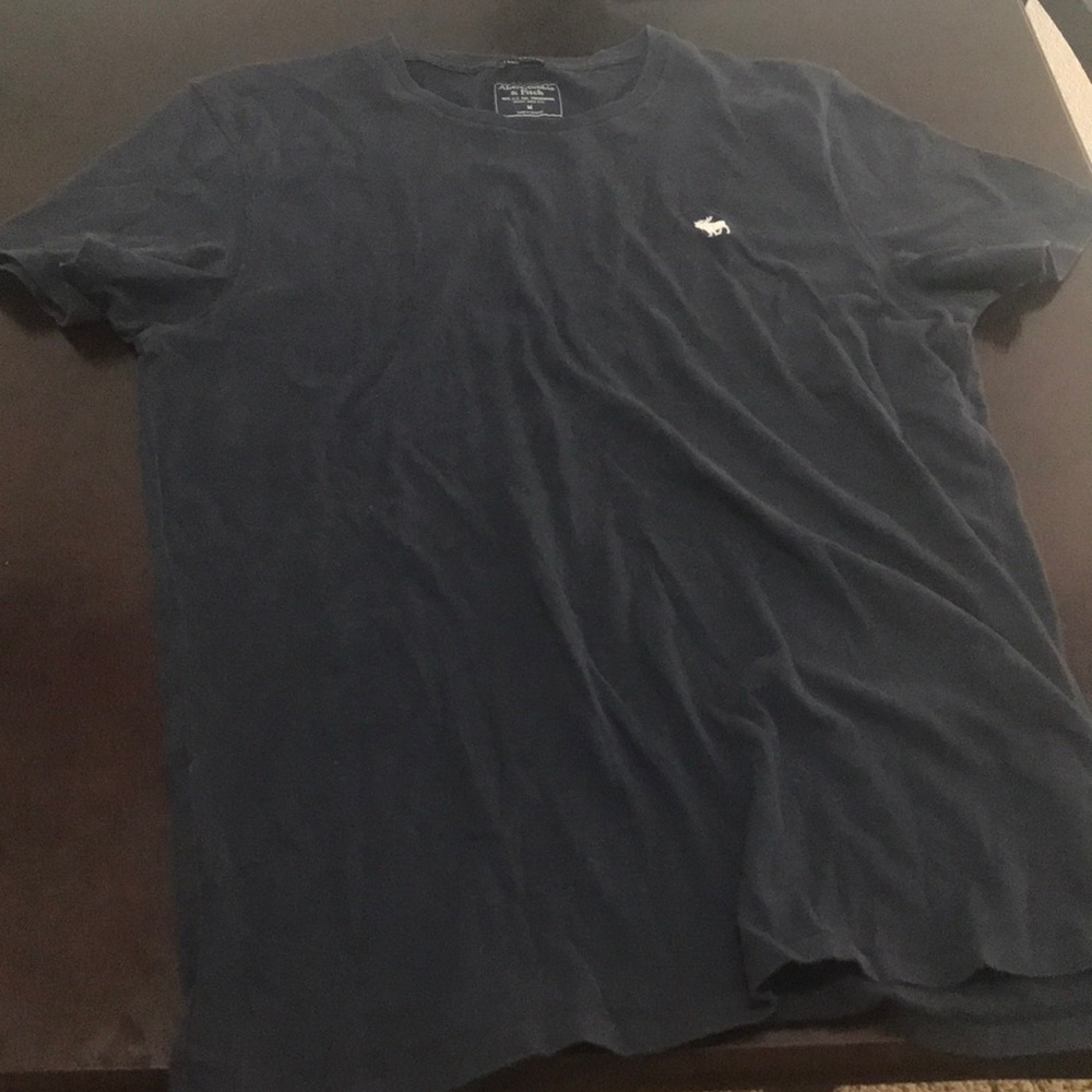 Abercrombie tee